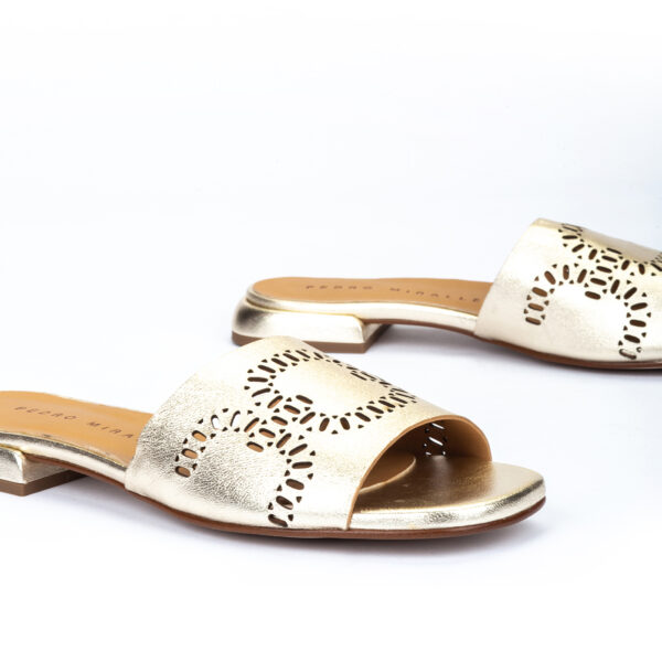 Sandalias napa metal platino