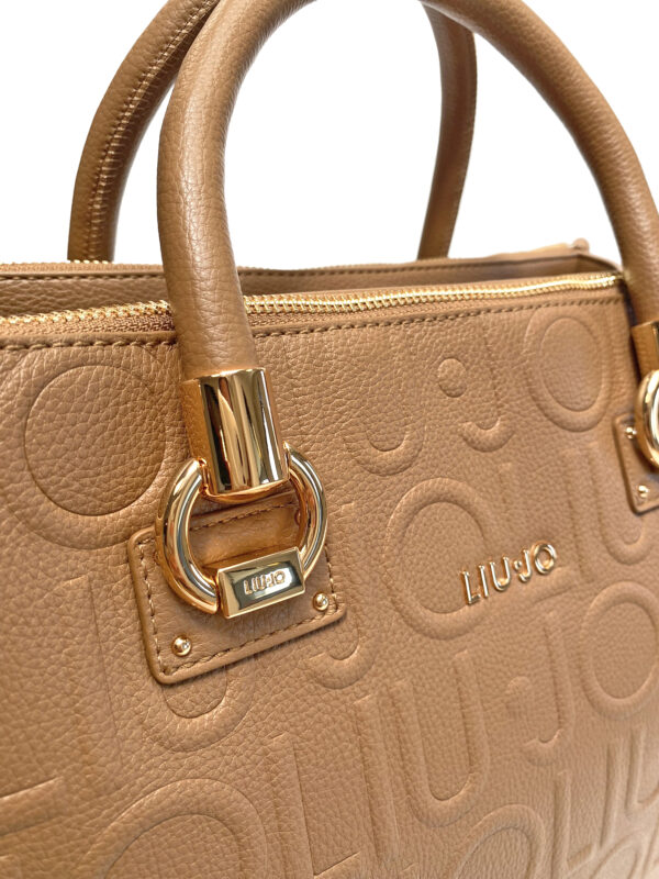 Bolso Satchel Mediano Con Logotipo Marrón - Imagen 4