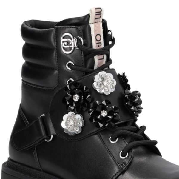 Botas militares negras con pedrería