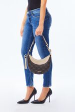 Bolso Hobo Mediano Con Logotipo